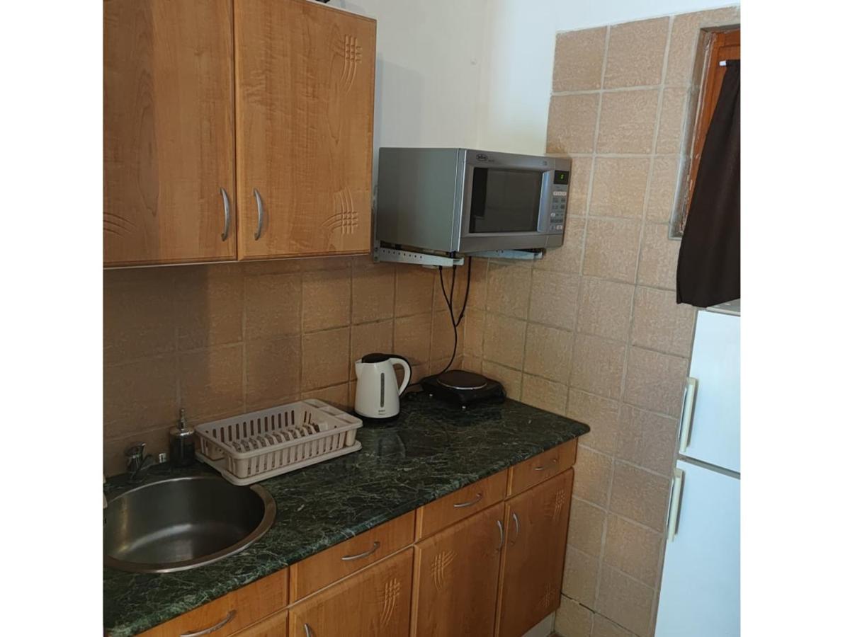 Emese Apartman Hajduszoboszlo Bagian luar foto